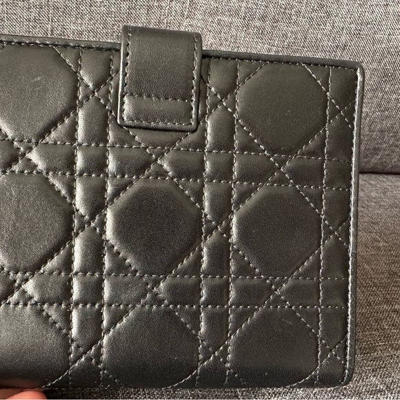 Authentic dior - Picture 6 of 11